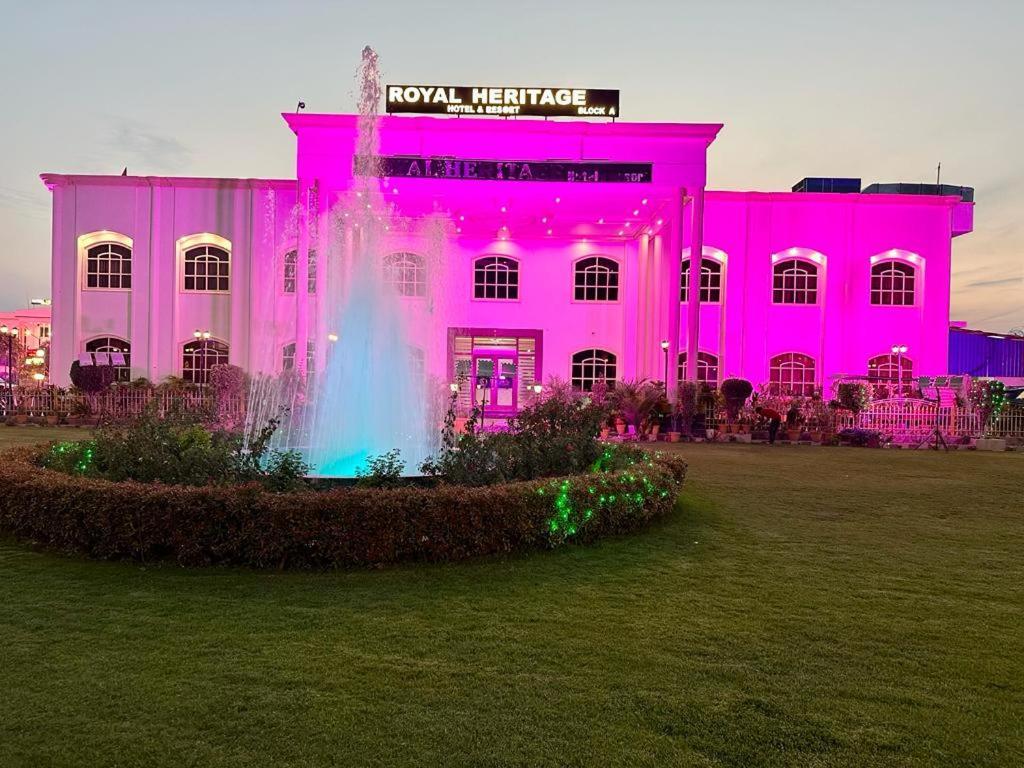 Royal Heritage Hotel & Resort Ayodhya Eksteriør billede