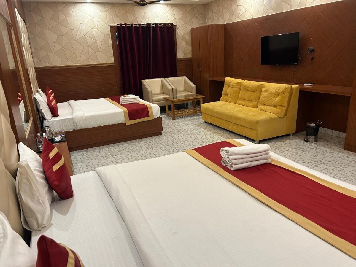 Royal Heritage Hotel & Resort Ayodhya Eksteriør billede